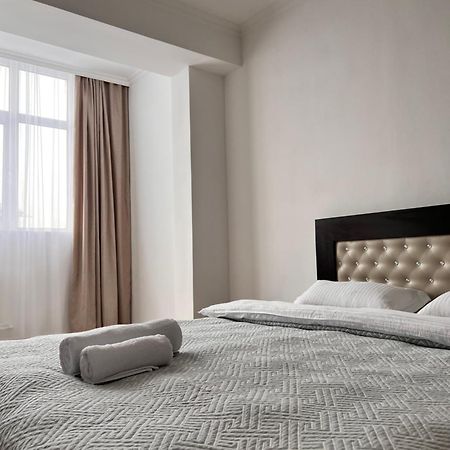 Hyat Apartment Bishkek Exterior foto